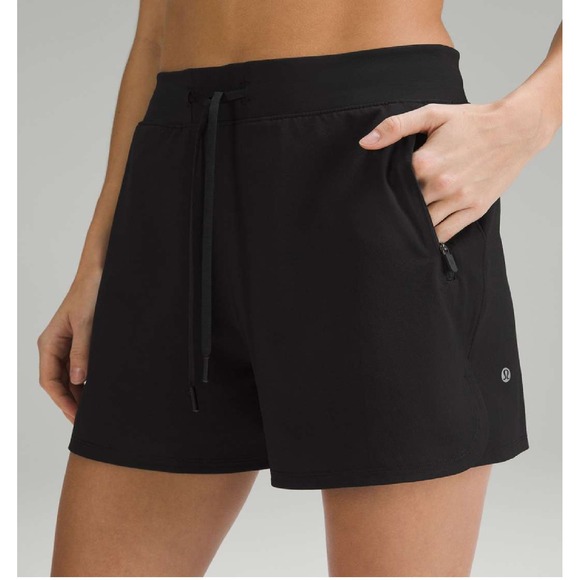 Lululemon women License to Train High-Rise Short 4" black size 6 - Picture 1 of 9